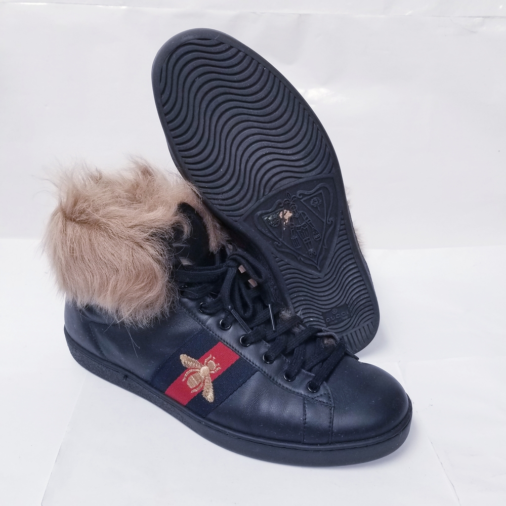 Gucci Black Sneakers with Fur and Red Stripe - Picture 6 of 6